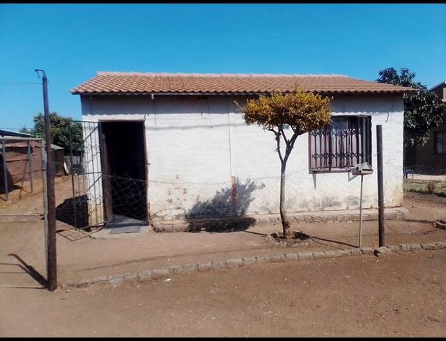 2 BEDROOM HOUSE FOR SALE IN SOSHANGUVE SOUTH